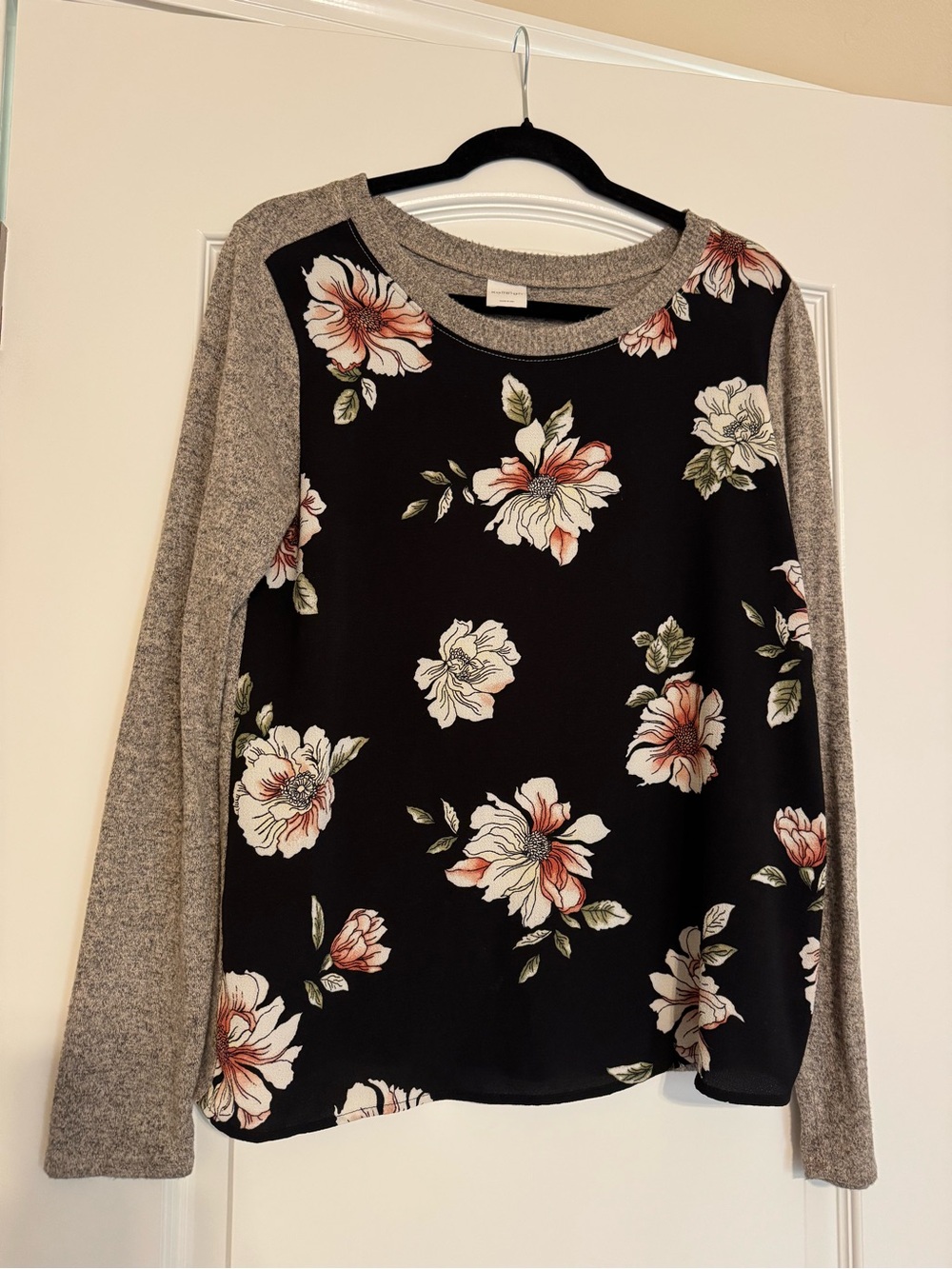 Kaileigh Black Floral Raglan Sweatshirt with Gray Sleeves